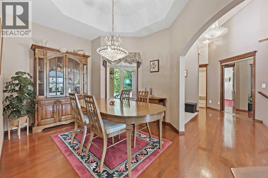 Single Family House Bungalow for Sale in  Douglasview Road SE Douglasdale/Glen Calgary 