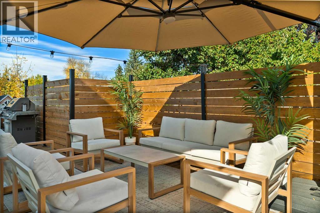 Single Family House Bungalow for Sale in  Deerfield Circle SE Deer Ridge Calgary 