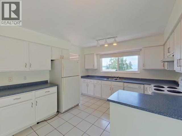 3638 STRATHCONA AVE, Powell River