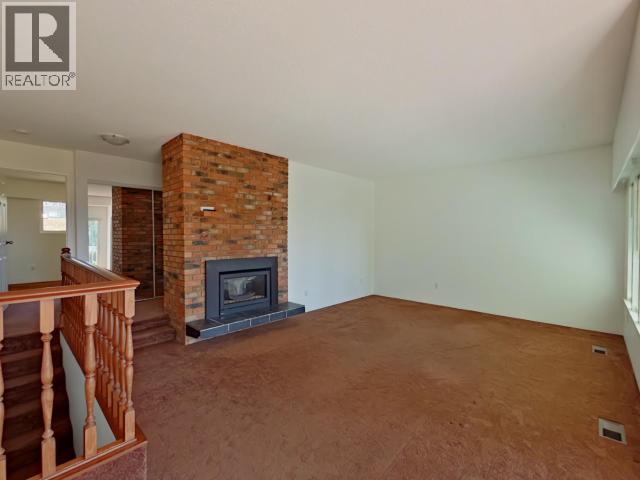 3638 STRATHCONA AVE, Powell River