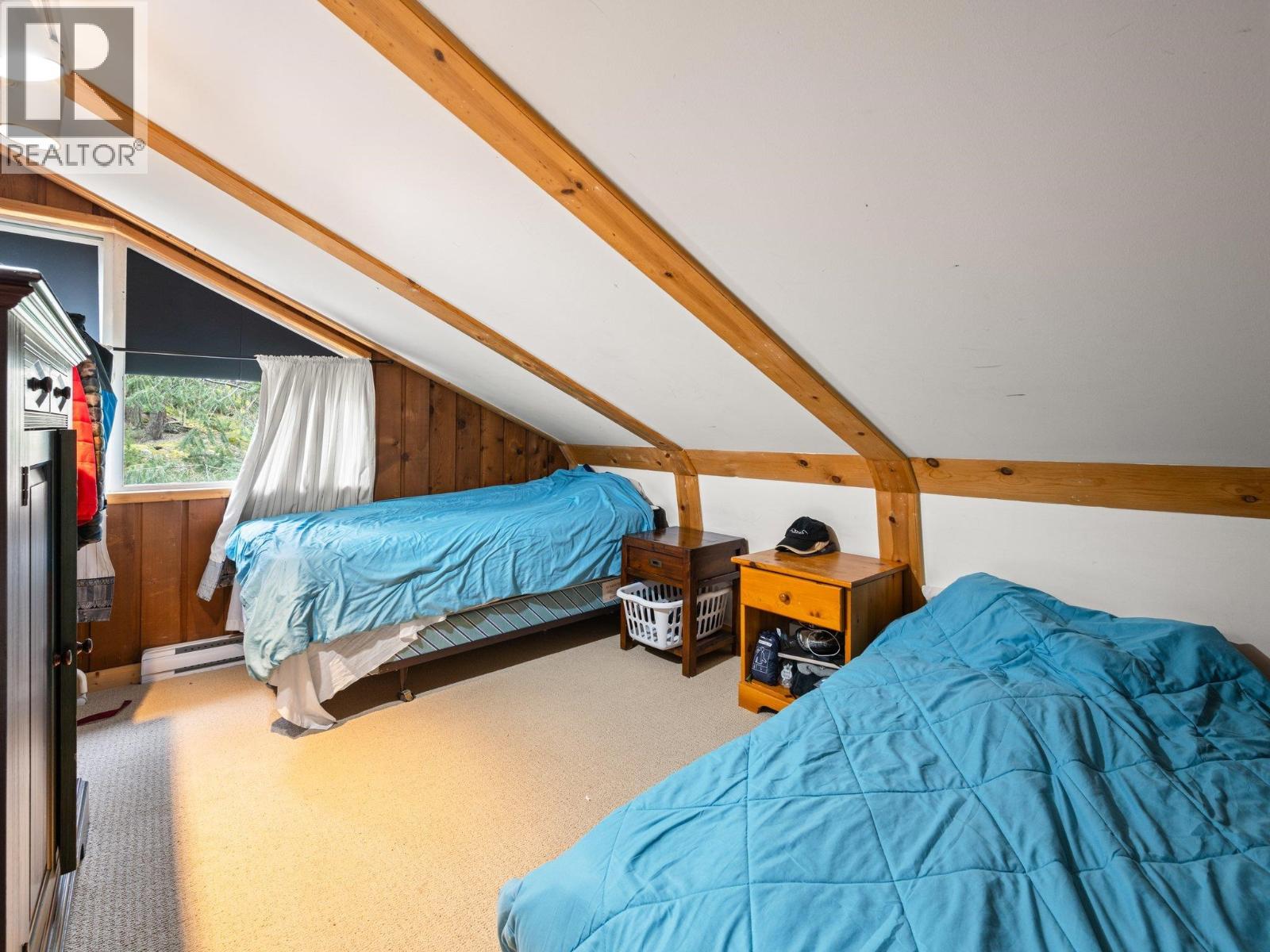 9539 EMERALD DRIVE, Whistler