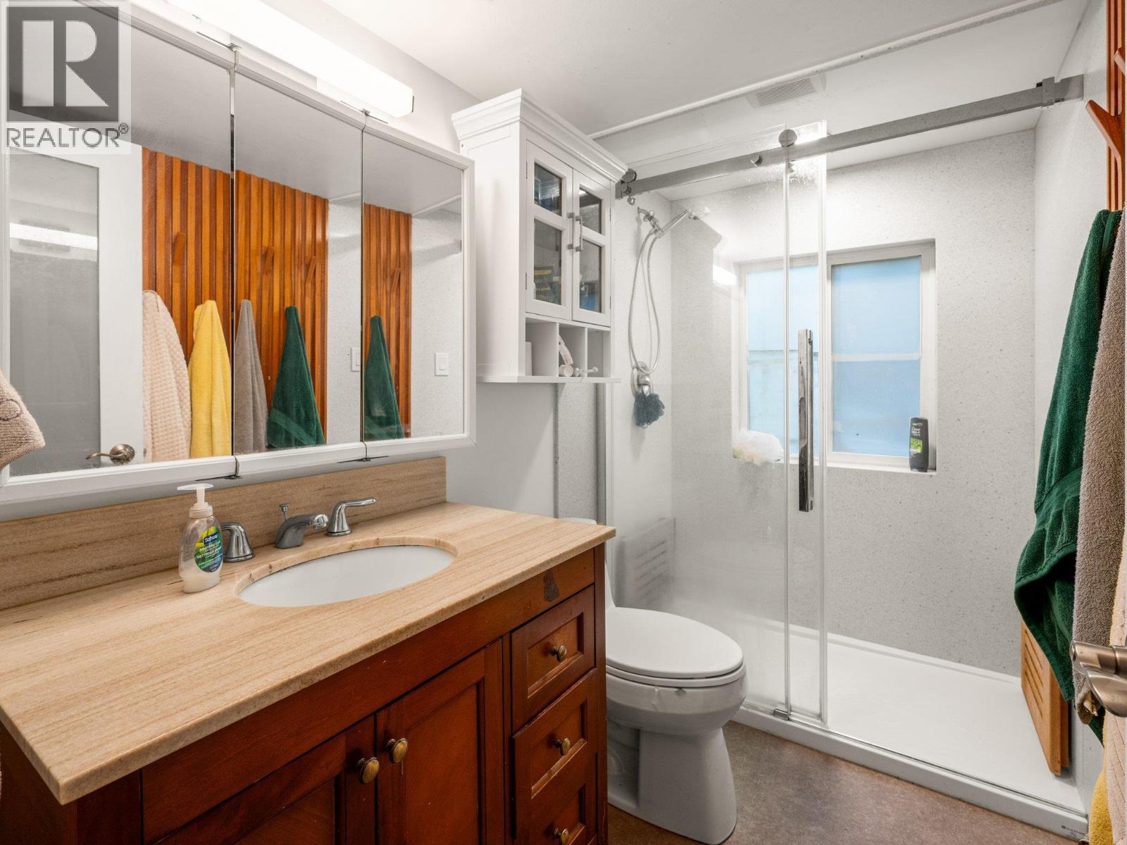 9539 EMERALD DRIVE, Whistler