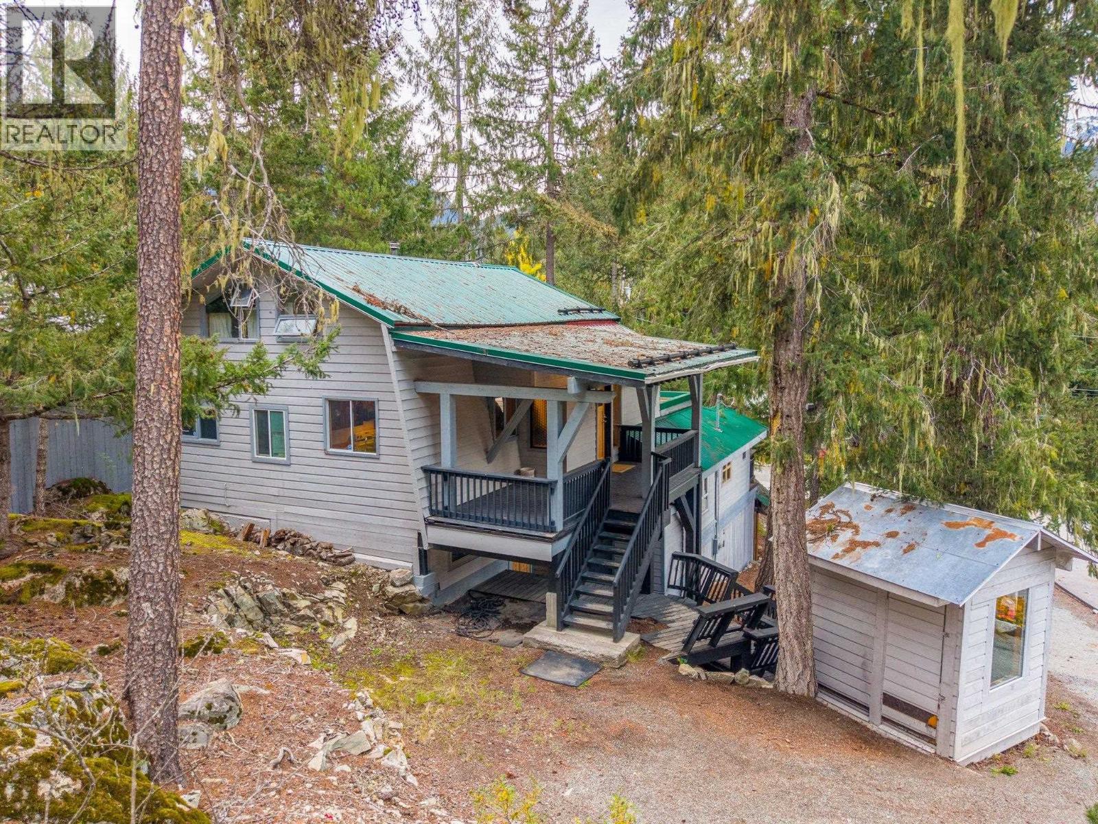 9539 EMERALD DRIVE, Whistler
