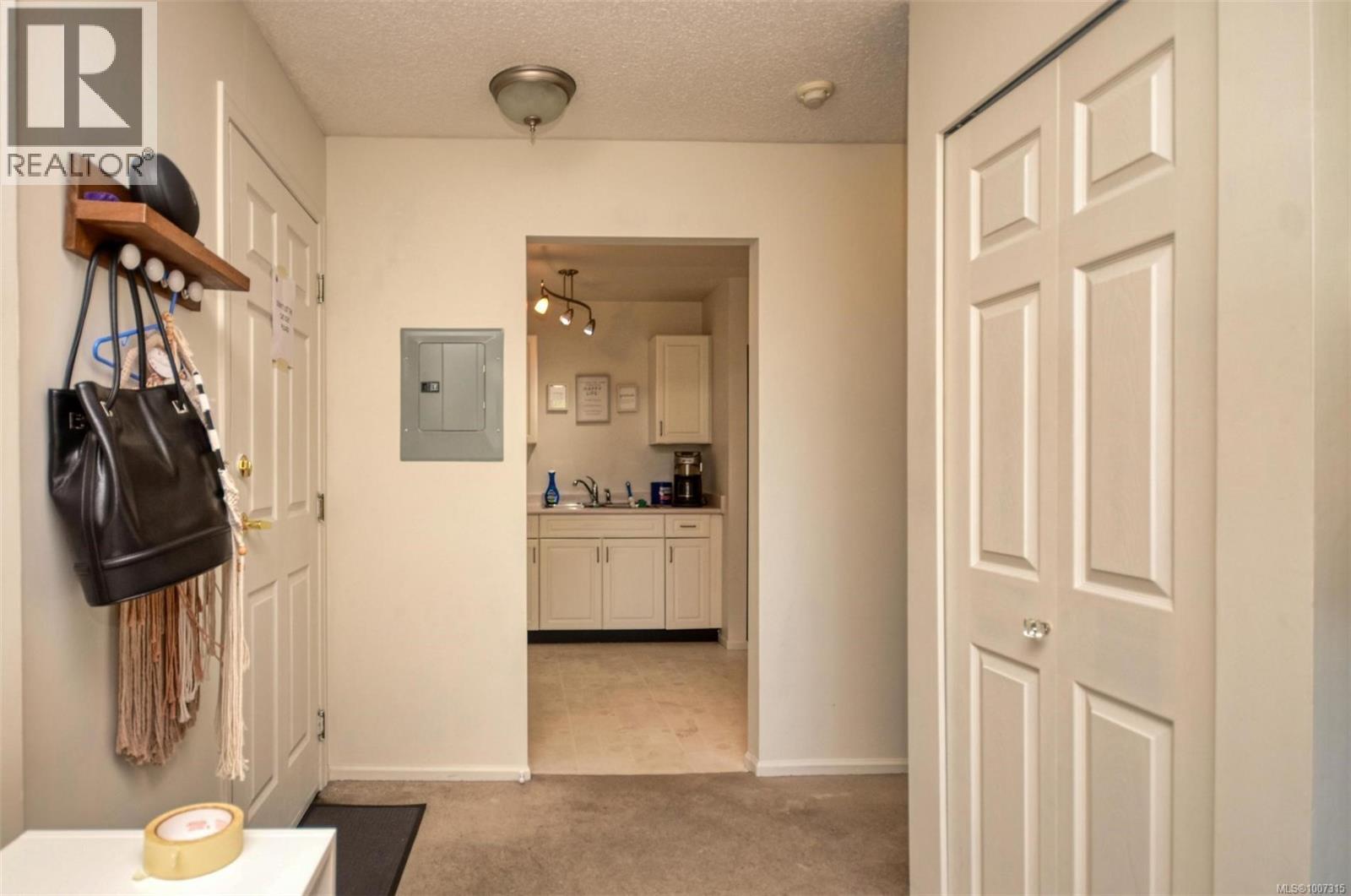 308 3225 Alder St, Victoria
