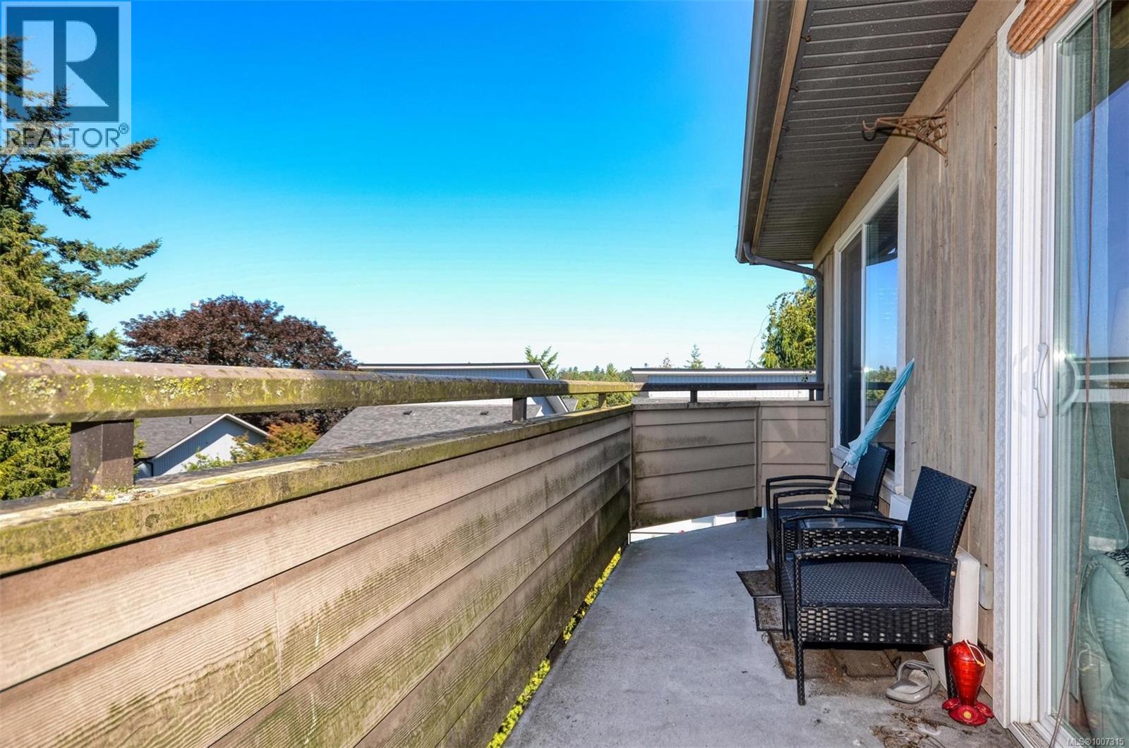 308 3225 Alder St, Victoria
