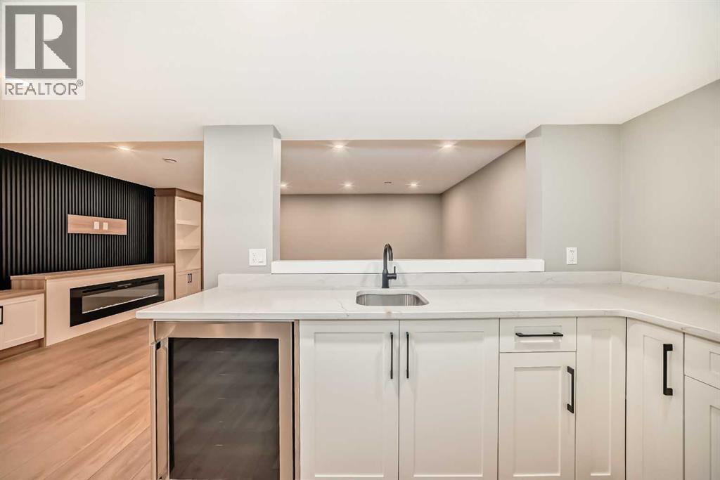 Single Family House Bungalow for Sale in  Lake Wapta Road SE Lake Bonavista Calgary 