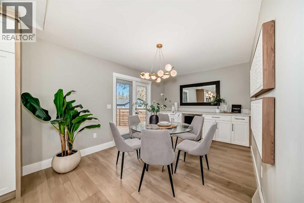 Single Family House Bungalow for Sale in  Lake Wapta Road SE Lake Bonavista Calgary 