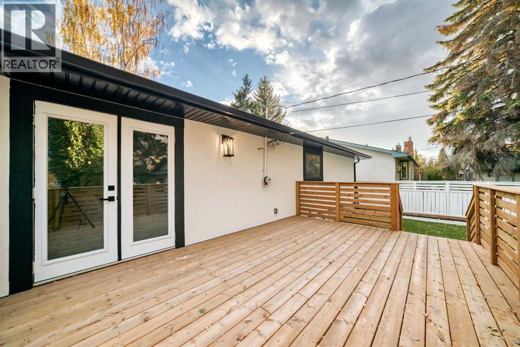 Single Family House Bungalow for Sale in  Lake Wapta Road SE Lake Bonavista Calgary 