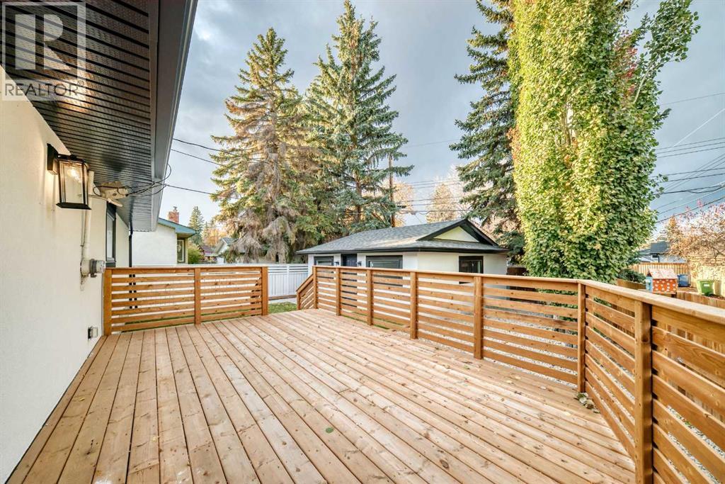 Single Family House Bungalow for Sale in  Lake Wapta Road SE Lake Bonavista Calgary 