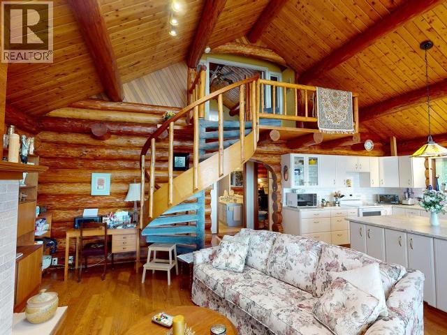 4304 SANDERSON ROAD, Texada Island