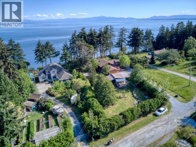 4304 SANDERSON ROAD, Texada Island