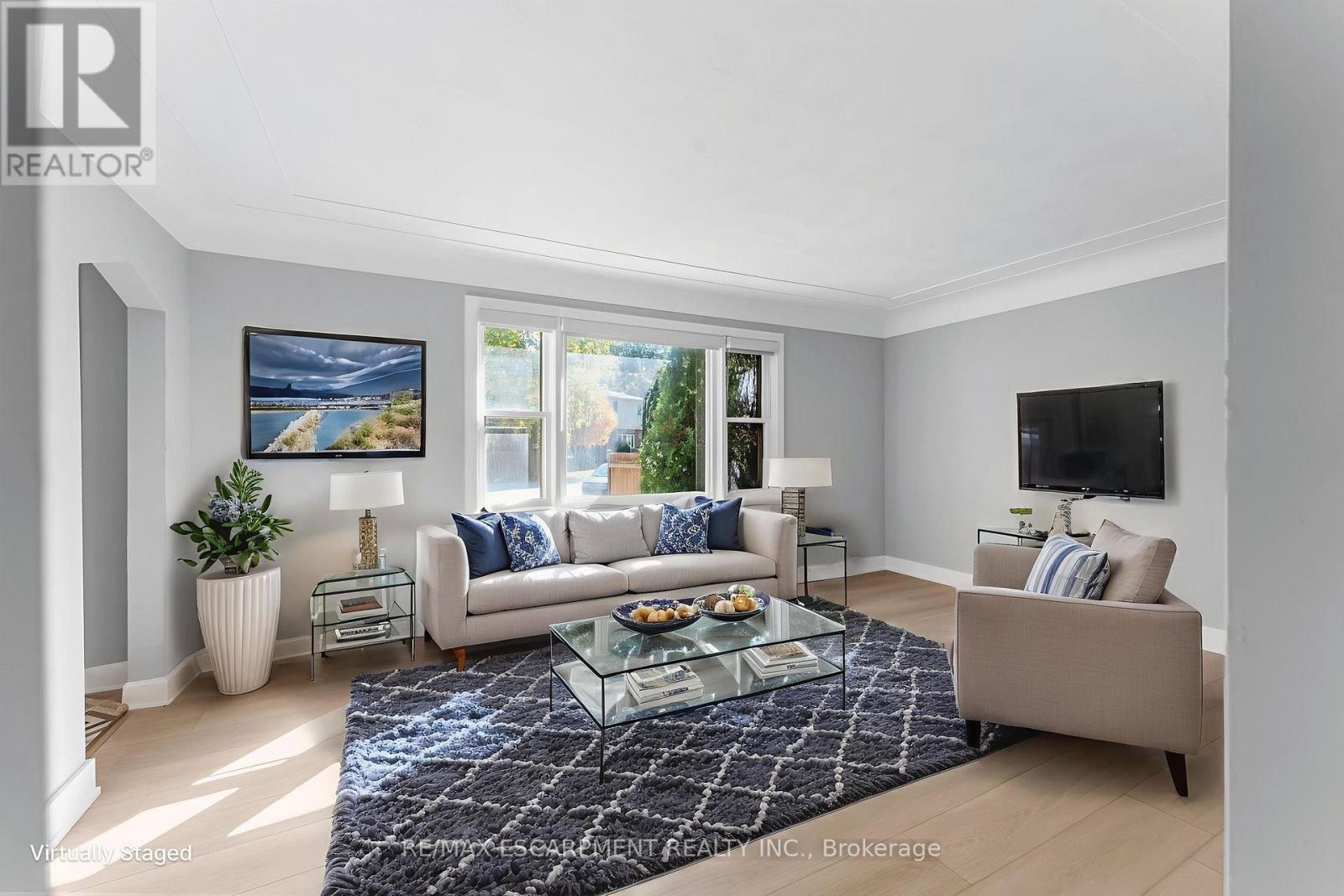 Single Family House for Sale in  ELAINE COURT Hamilton (Rosedale) 