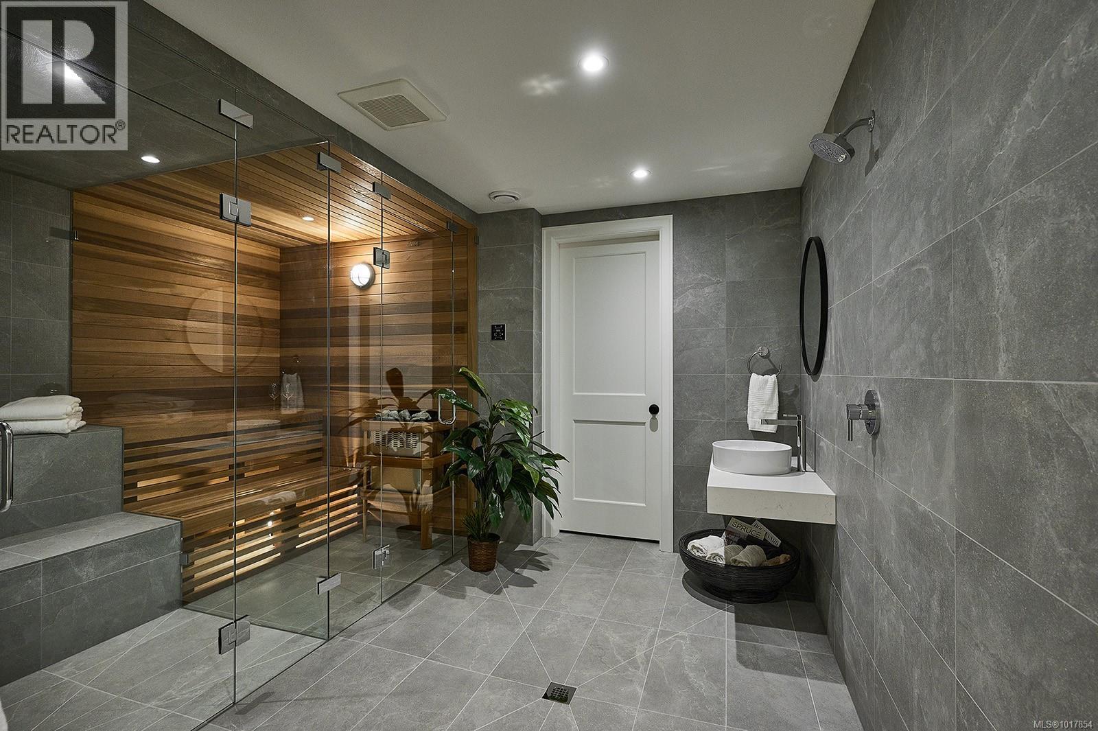 2314 Windsor Rd, Oak Bay