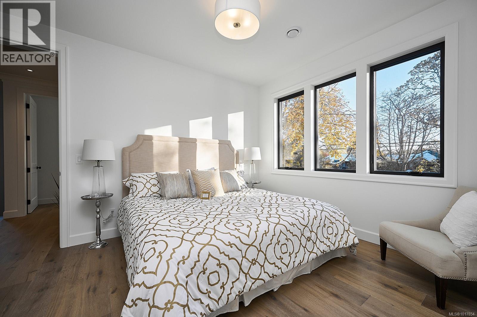 2314 Windsor Rd, Oak Bay