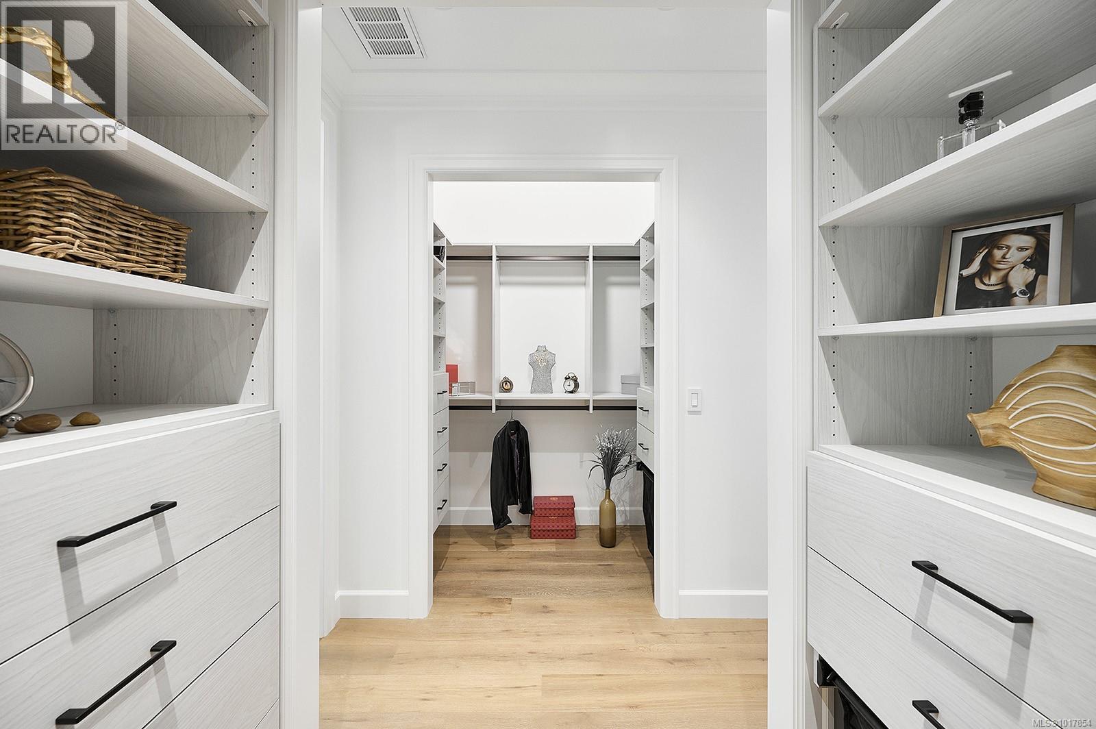 2314 Windsor Rd, Oak Bay