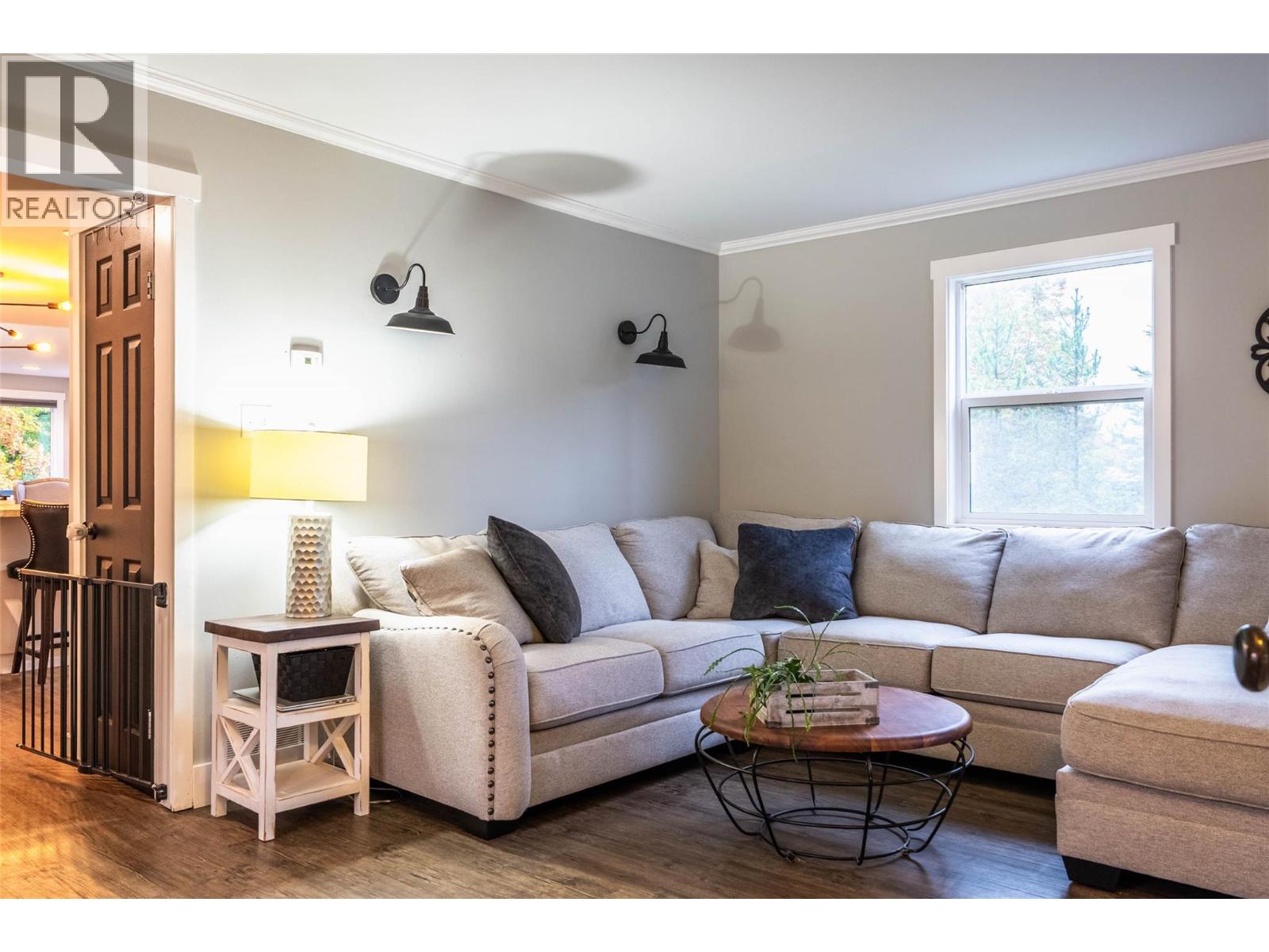 2102 Falls Street, Nelson