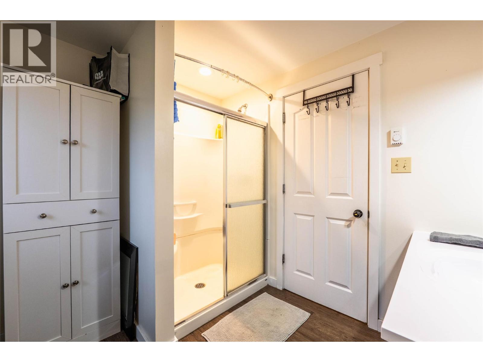 2102 Falls Street, Nelson