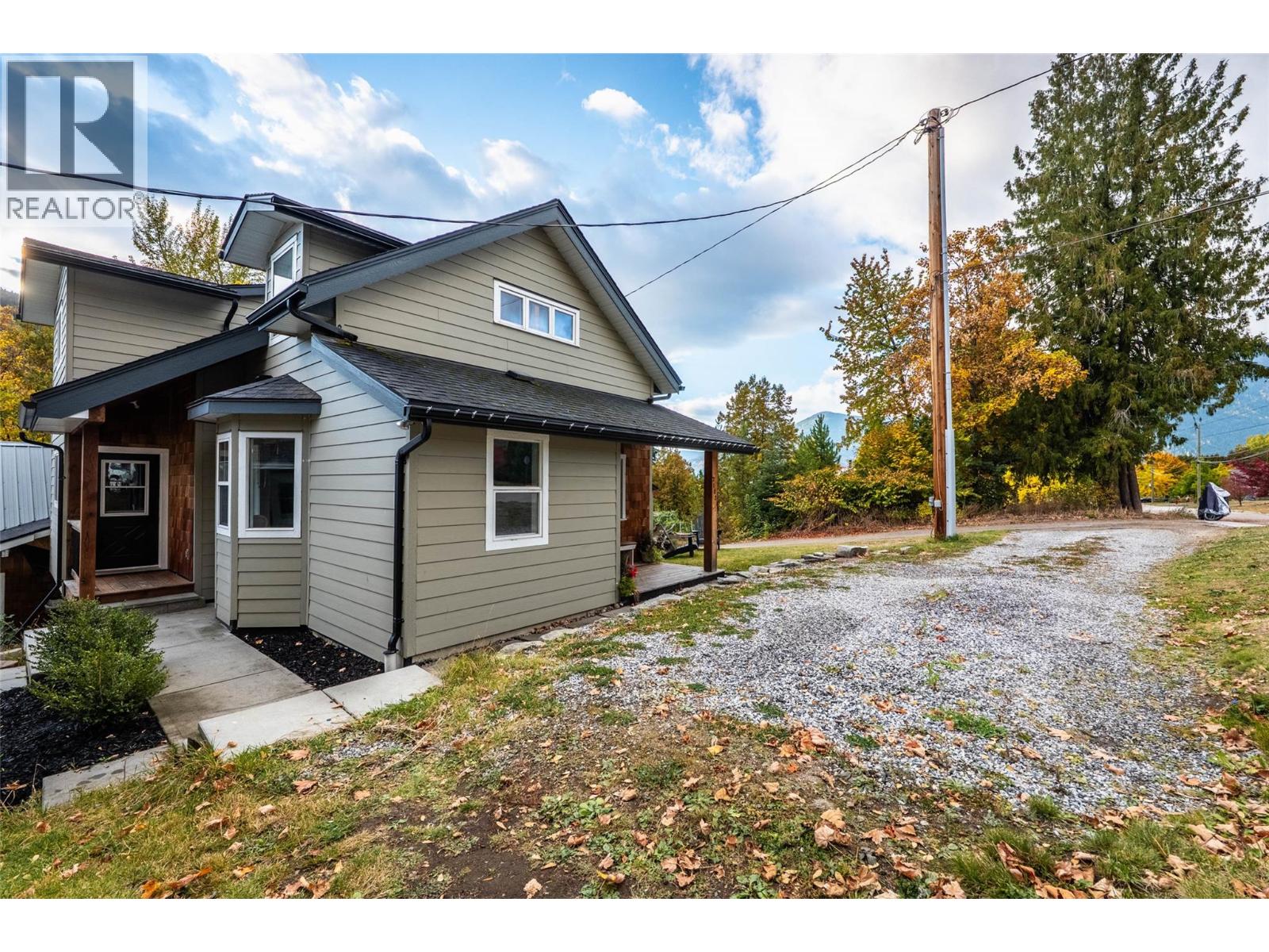 2102 Falls Street, Nelson