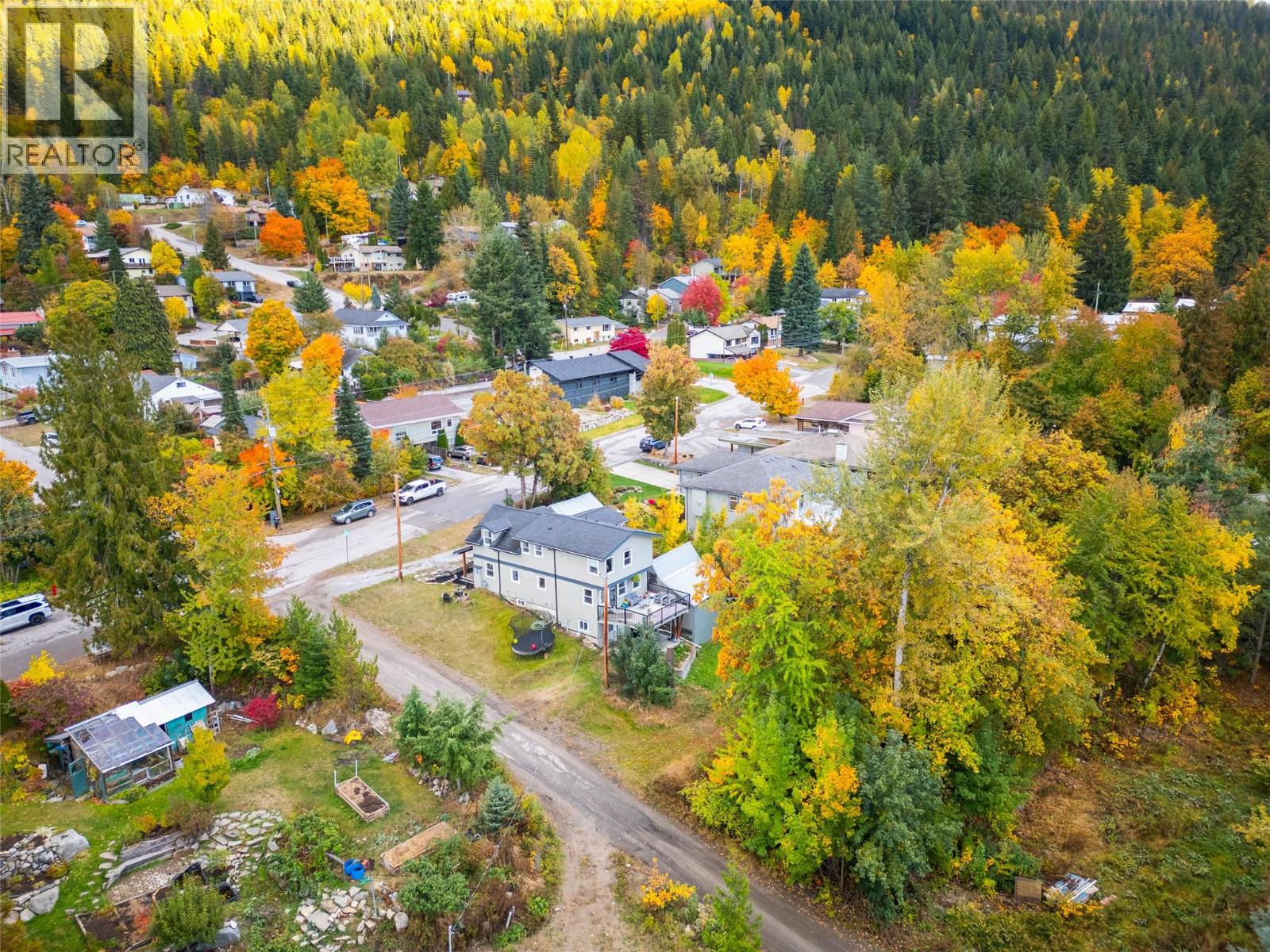 2102 Falls Street, Nelson