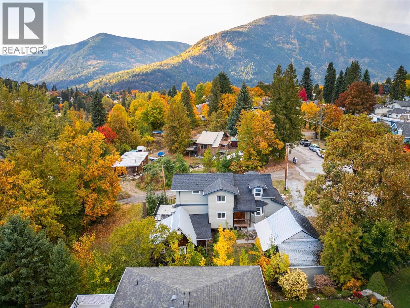 2102 Falls Street, Nelson