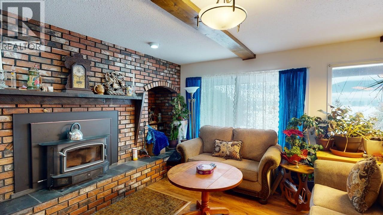 2545 6 Highway, Lumby