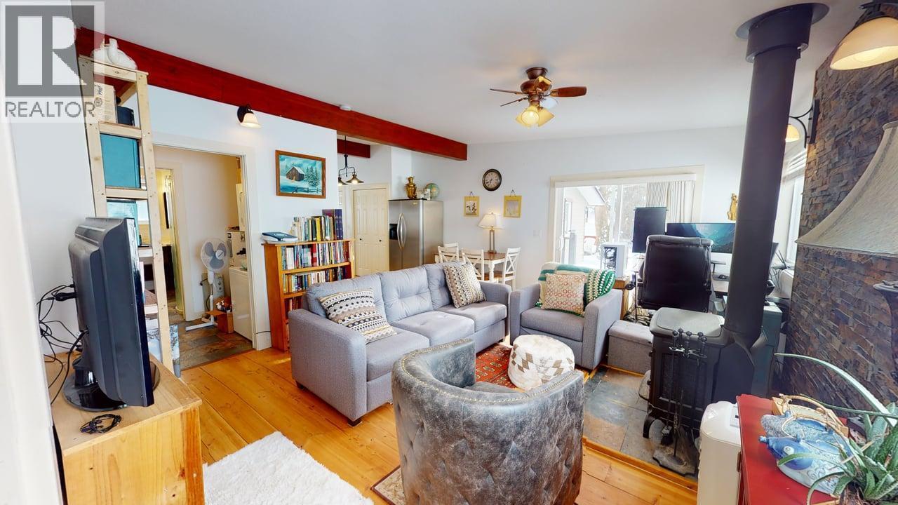 2545 6 Highway, Lumby