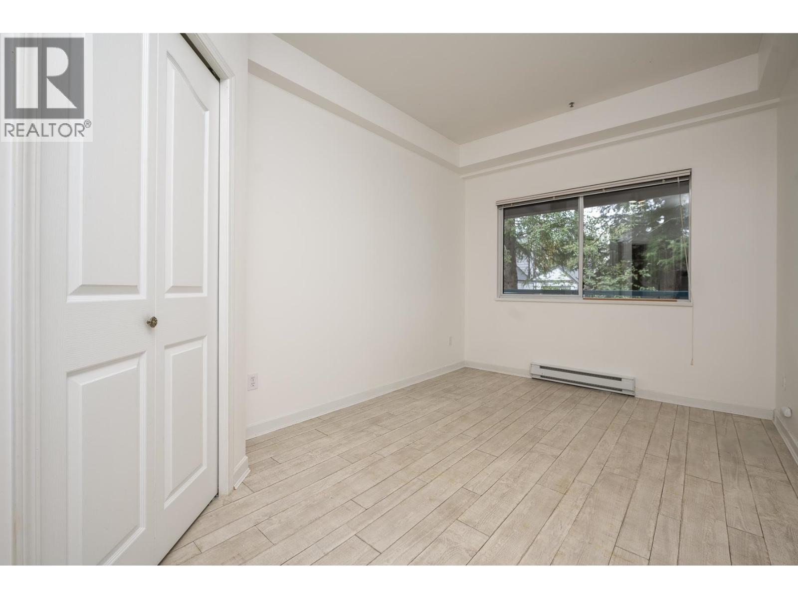 #204-1153 54A Street, Delta