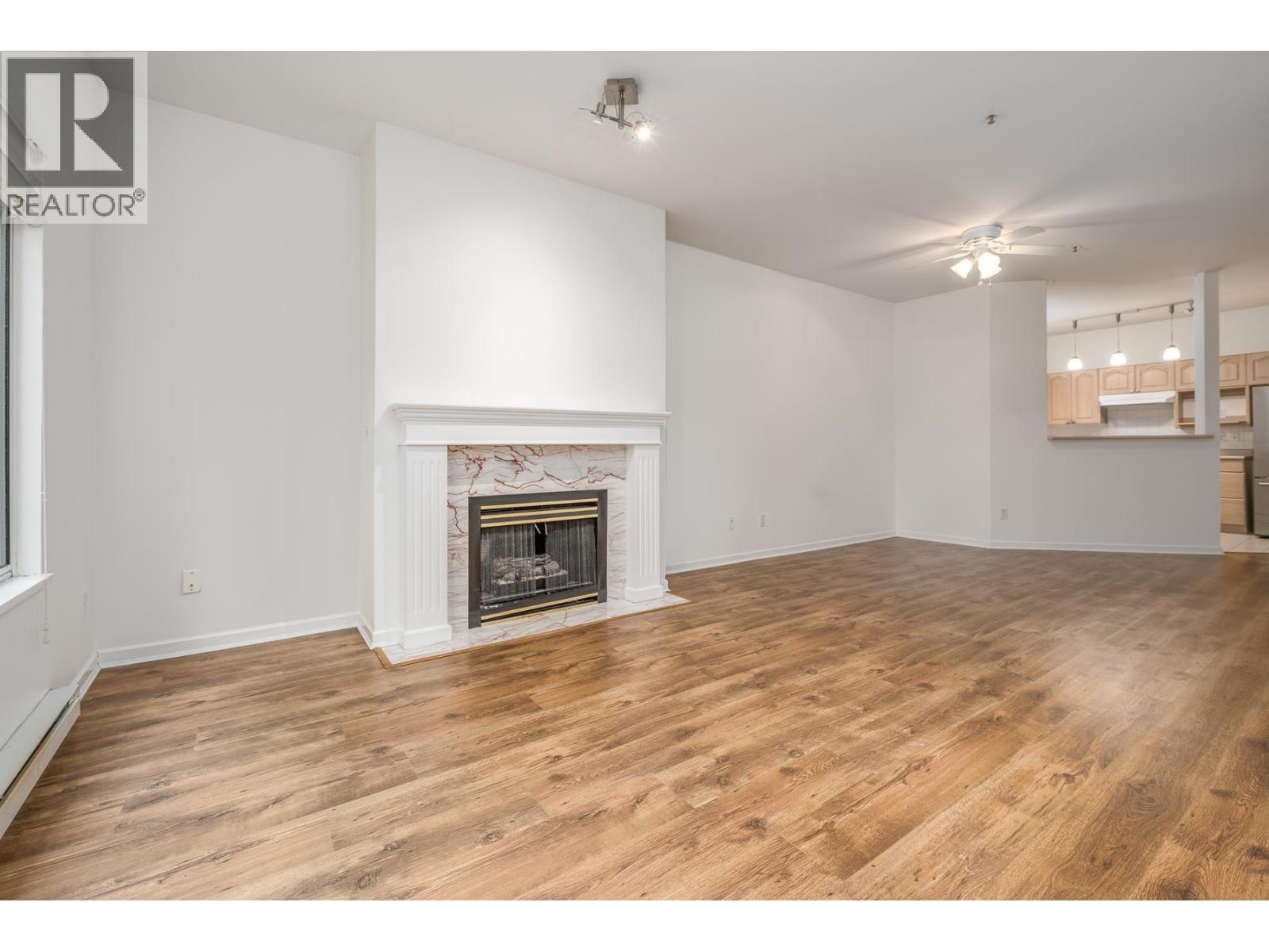 #204-1153 54A Street, Delta