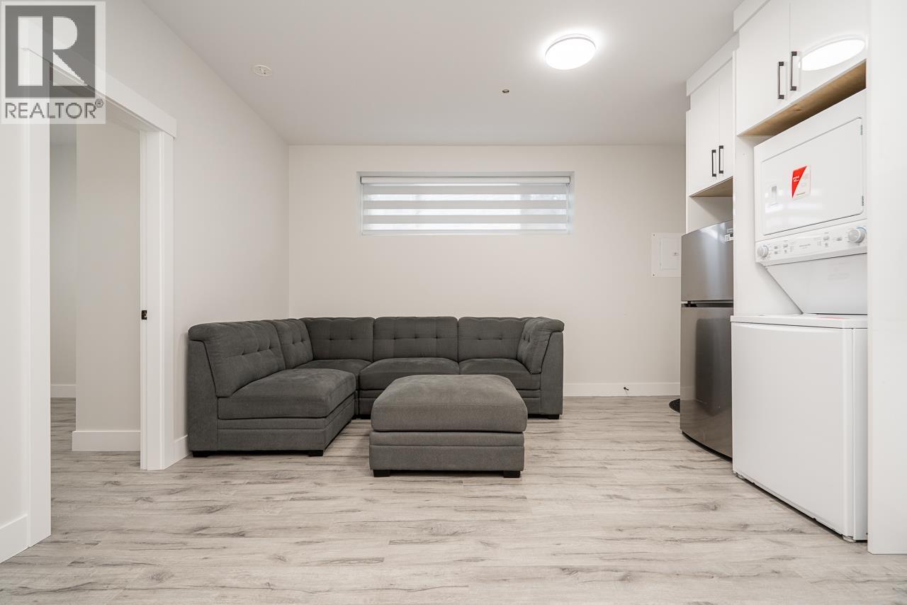 3080 OXFORD STREET, Coquitlam