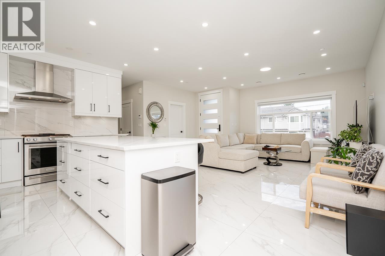 3080 OXFORD STREET, Coquitlam