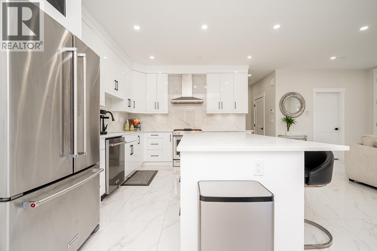 3080 OXFORD STREET, Coquitlam