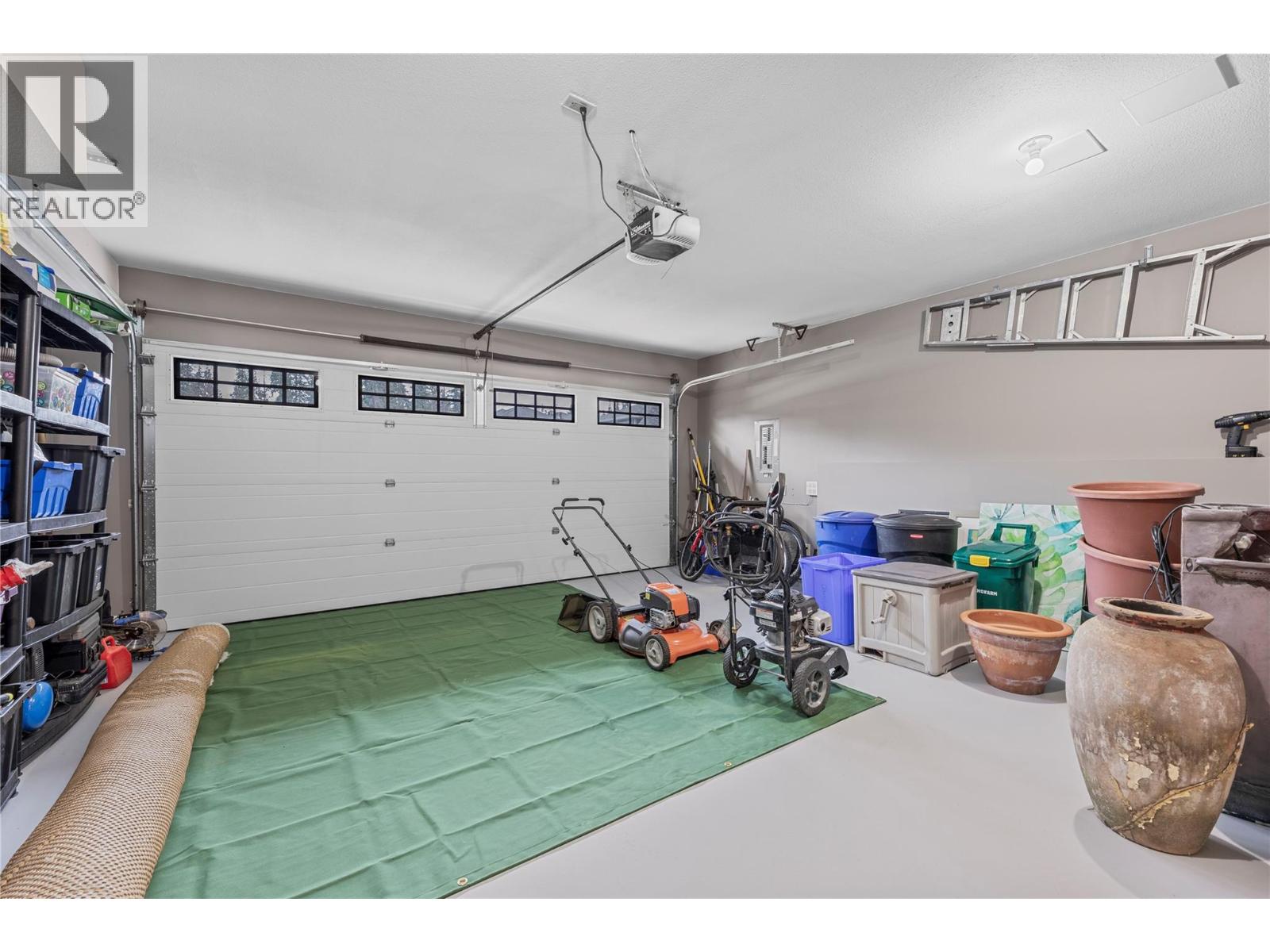 14 1581 20 Street Northeast, Salmon Arm
