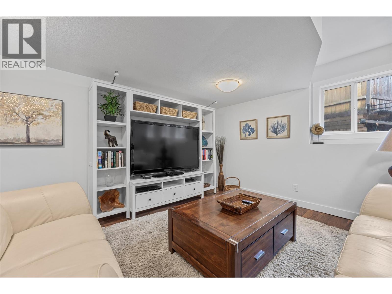 14 1581 20 Street Northeast, Salmon Arm