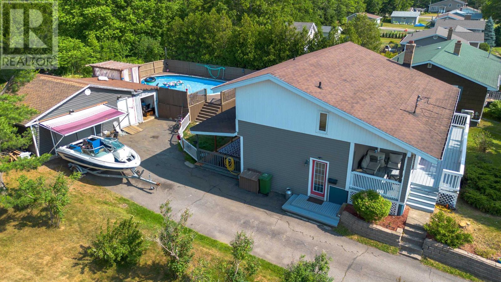 Property 5 of 40 of 56 Holic Avenue