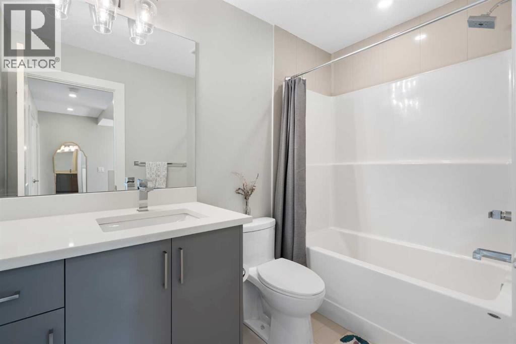 Single Family House for Sale in    Avenue NE Tuxedo Park Calgary 