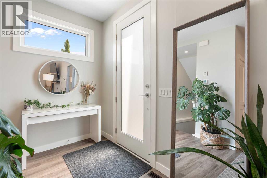 Single Family House for Sale in    Avenue NE Tuxedo Park Calgary 