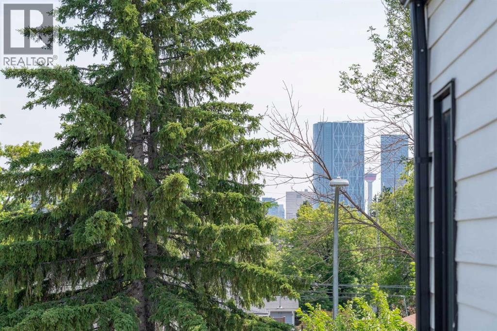 Single Family House for Sale in    Avenue NE Tuxedo Park Calgary 