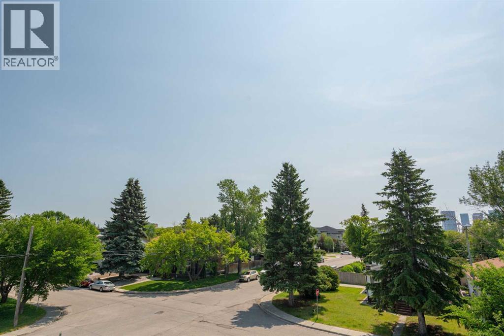 Single Family House for Sale in    Avenue NE Tuxedo Park Calgary 