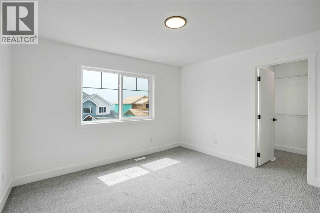 27 Heritage Close, Cochrane