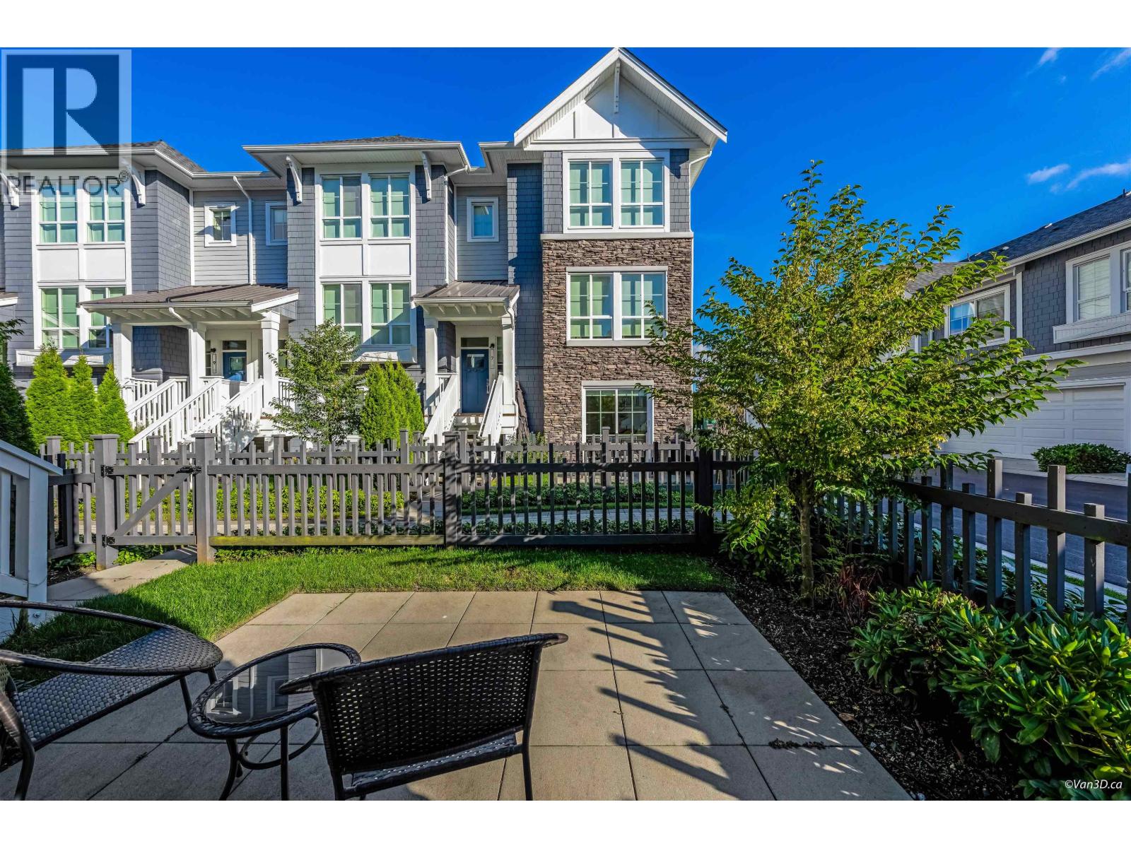 #16-5311 ADMIRAL Way, Delta