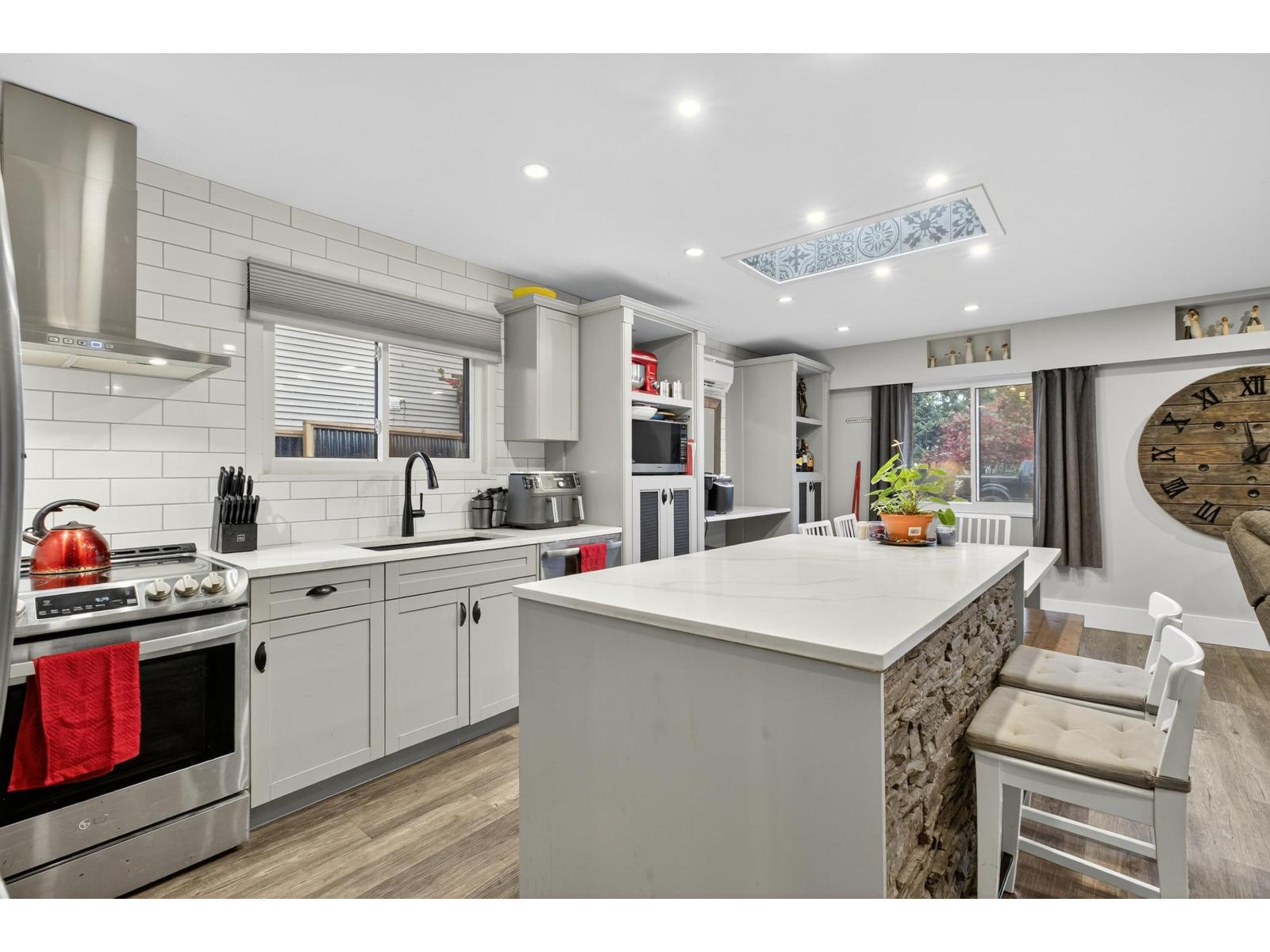 26500 32A AVENUE, Langley