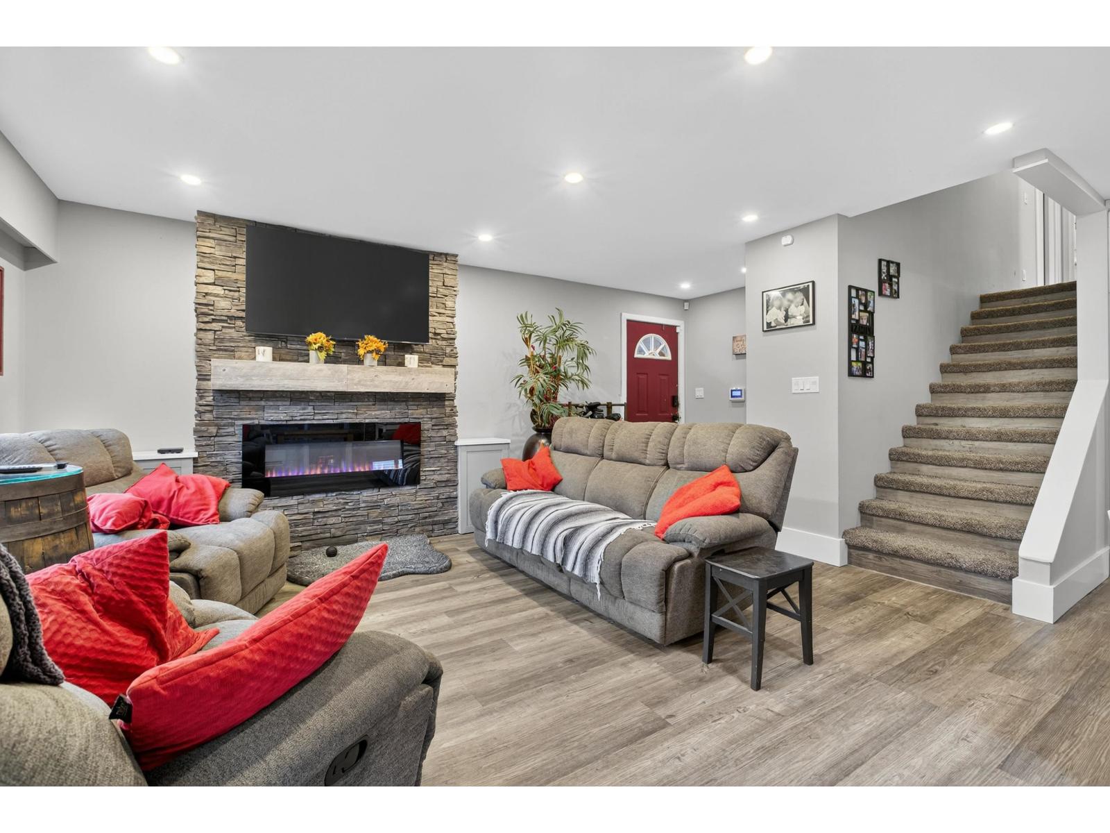 26500 32A AVENUE, Langley