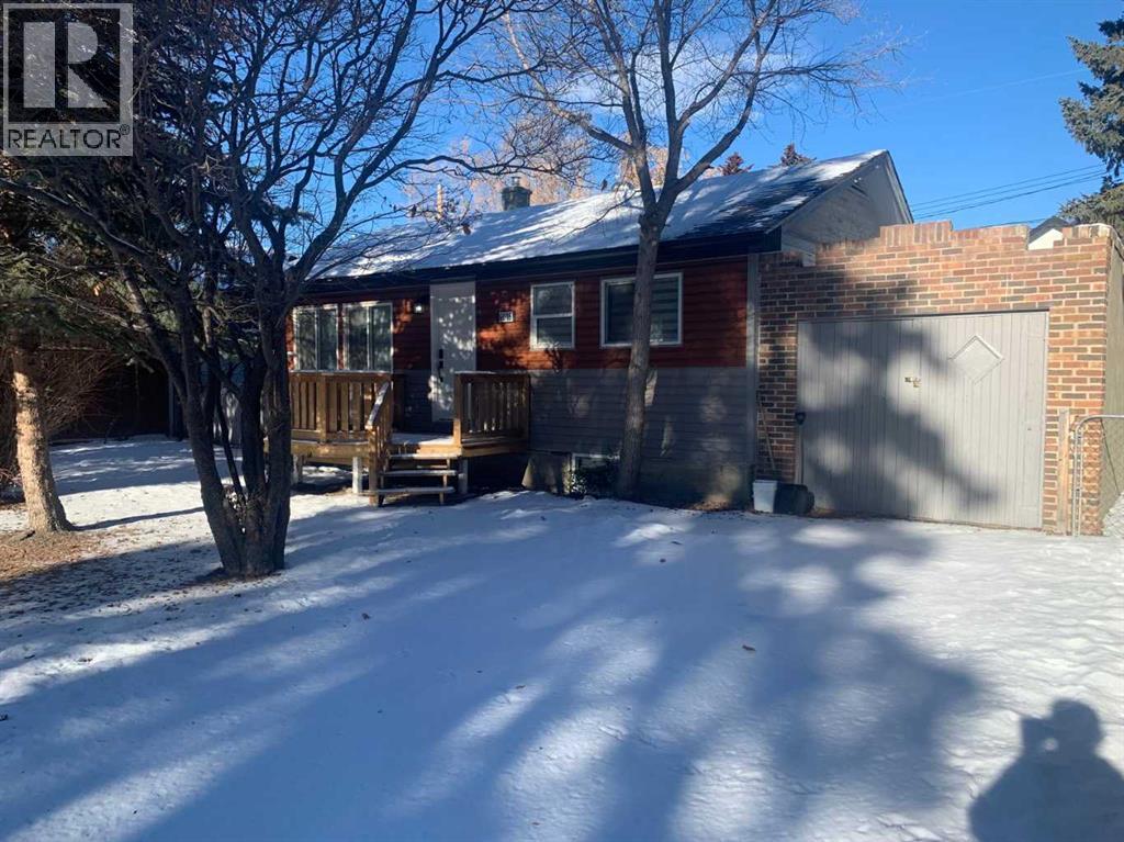 Single Family House Bungalow for Sale in   Avenue NW Bowness Calgary 