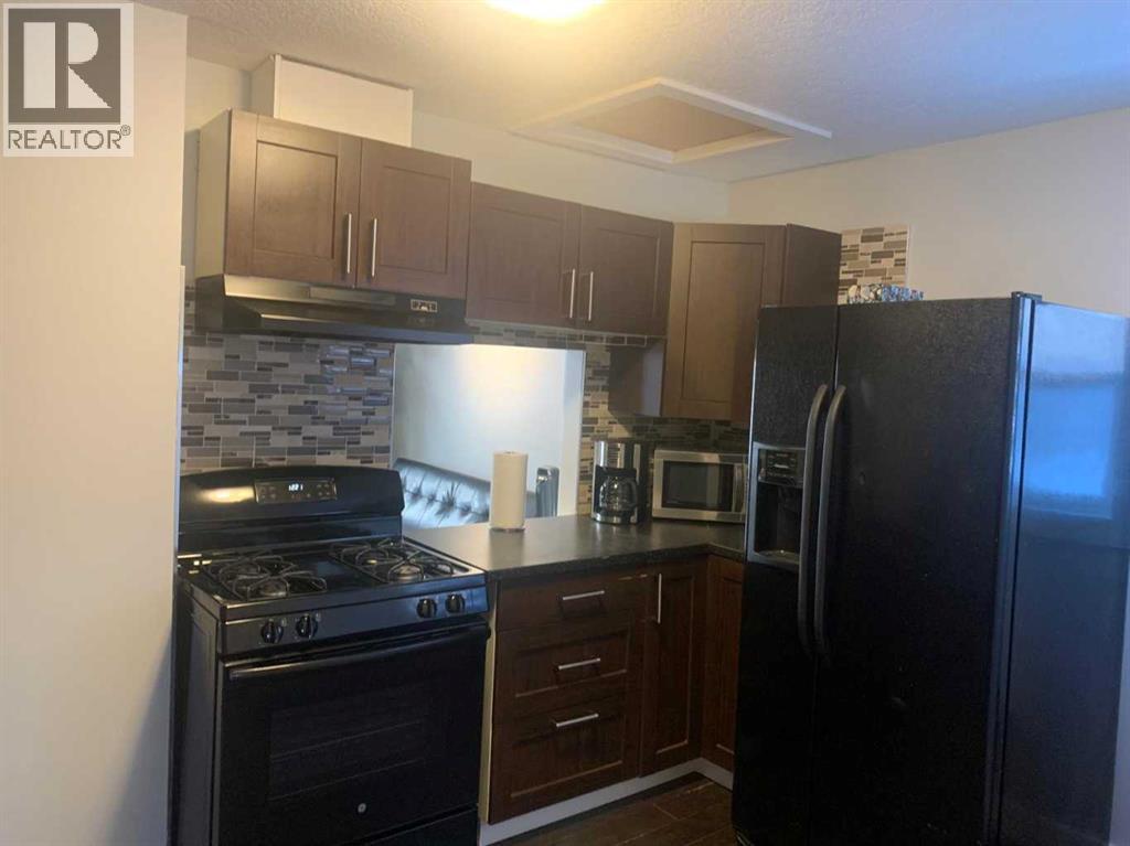 Single Family House Bungalow for Sale in   Avenue NW Bowness Calgary 