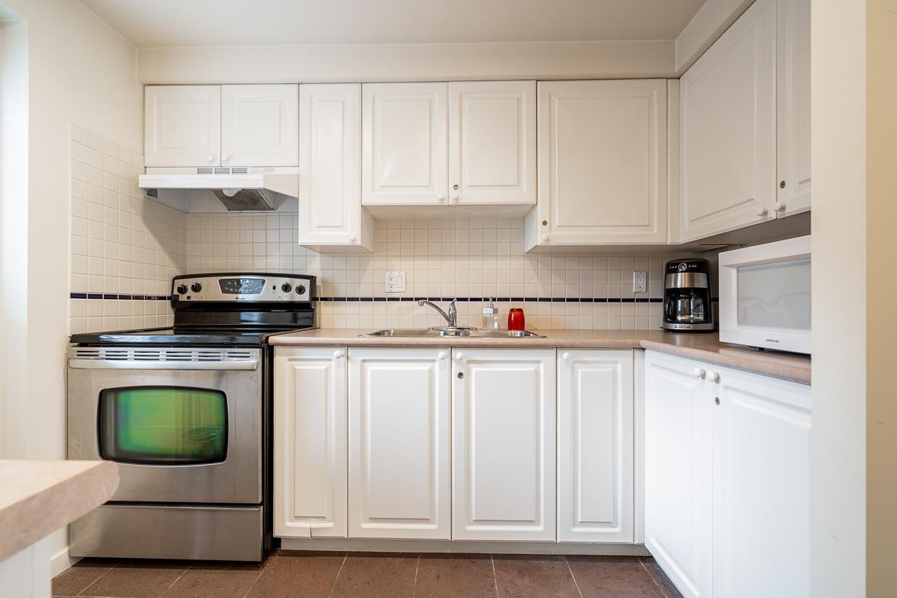 205 1576 MERKLIN STREET, White Rock