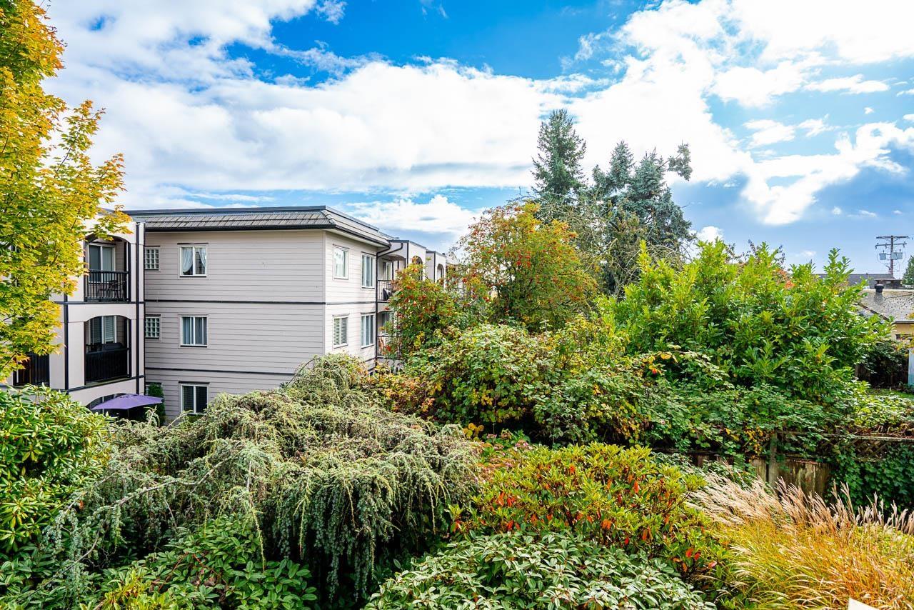 205 1576 MERKLIN STREET, White Rock