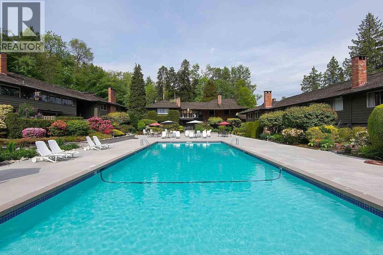 1218 235 KEITH ROAD, West Vancouver