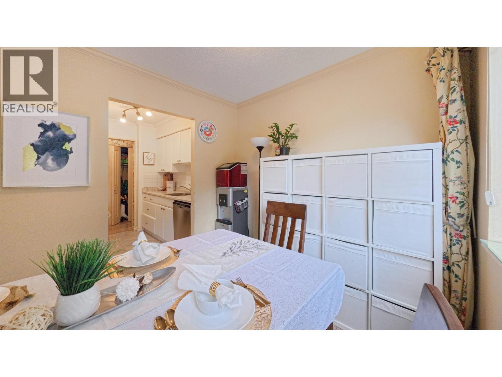 1218 235 KEITH ROAD, West Vancouver