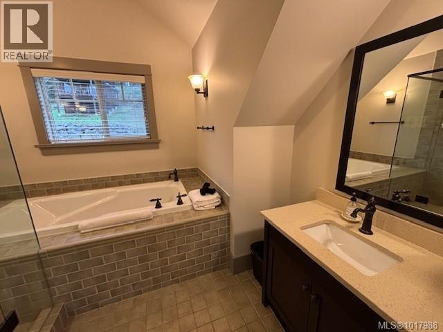29 315 Robinson Road, Salt Spring