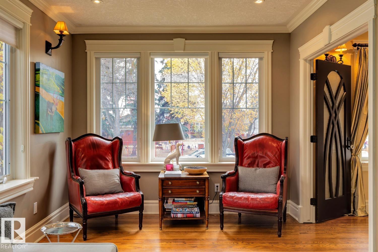 6306 111 AV NW NW, Edmonton